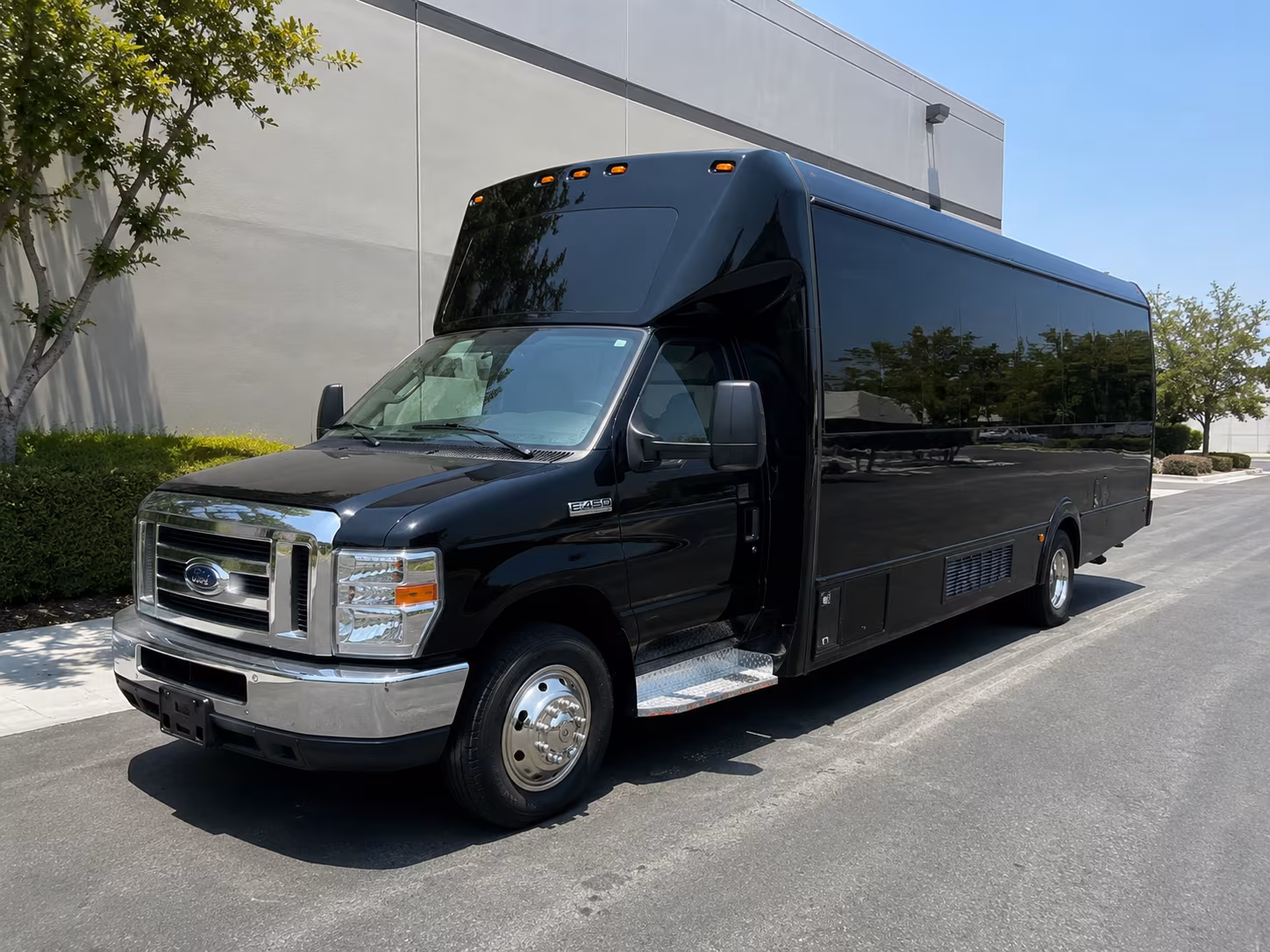Bonita Springs Homecoming & Prom Party Bus Rentals