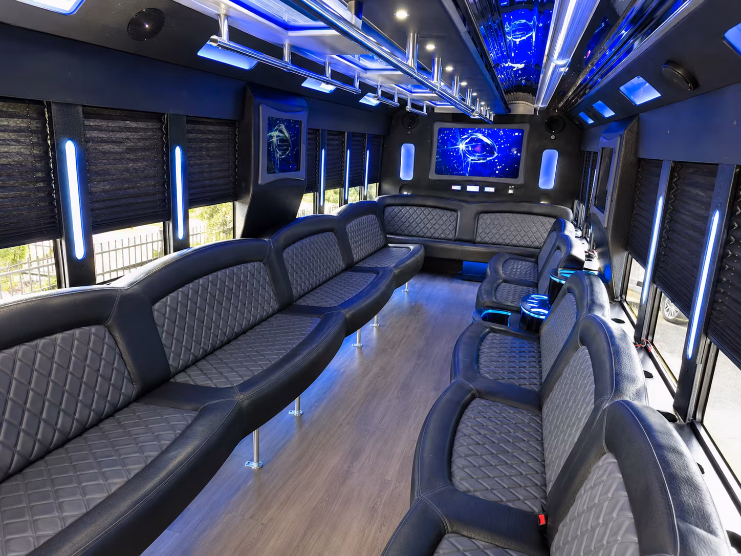 Naples Winery Tour & Pub Crawl Transportation party bus exterior