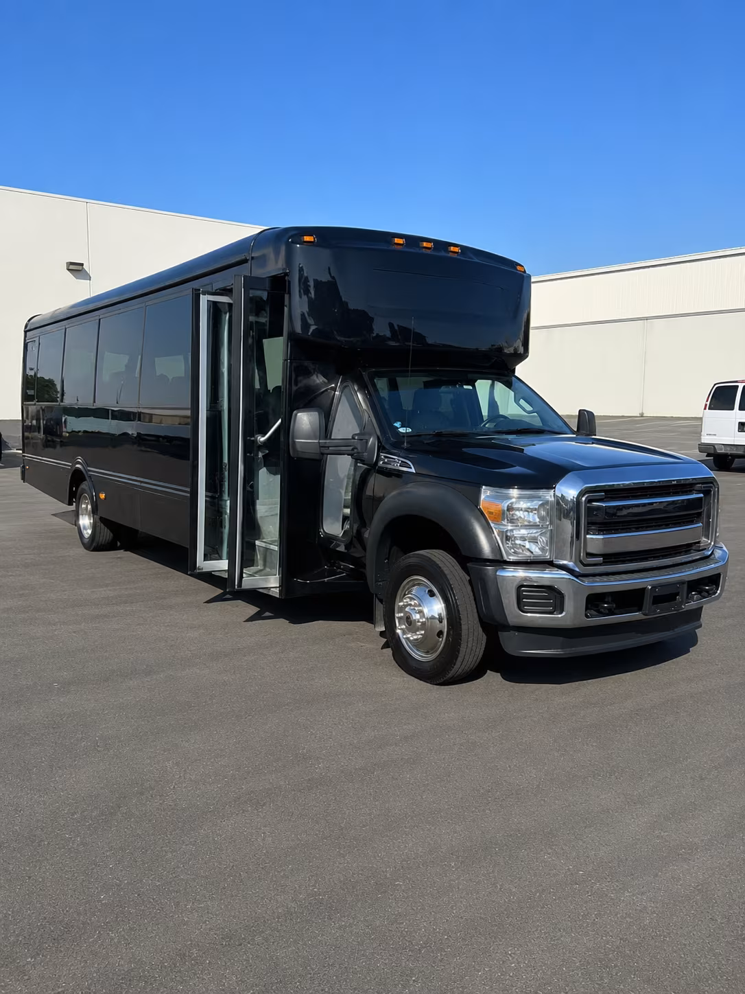 North Port Winery Tour & Pub Crawl Transportation
